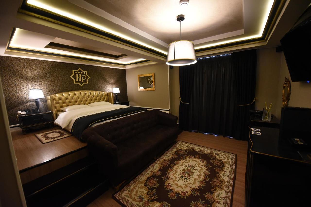פוגרדץ Hotel Hymeti'S Palace מראה חיצוני תמונה