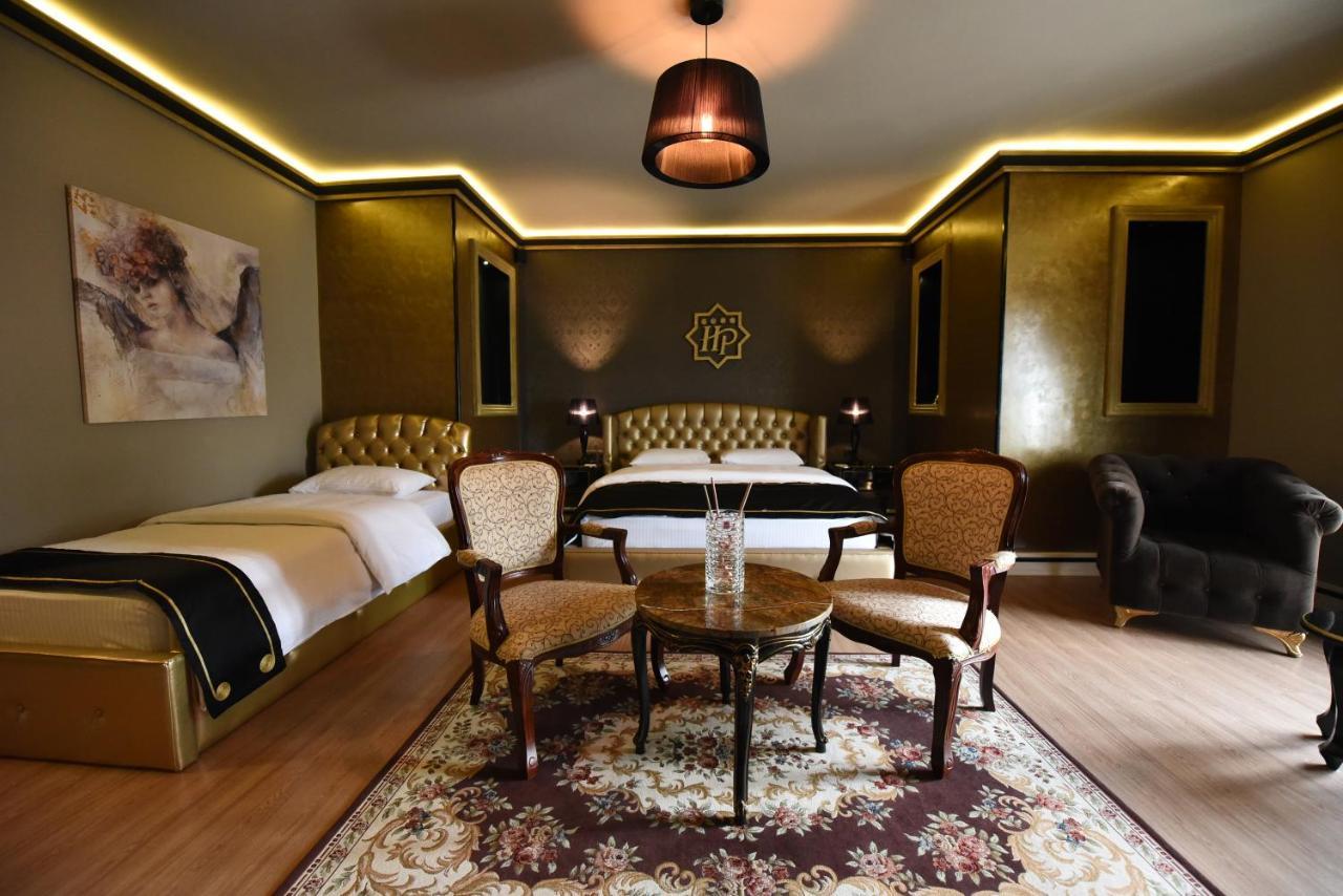 פוגרדץ Hotel Hymeti'S Palace מראה חיצוני תמונה